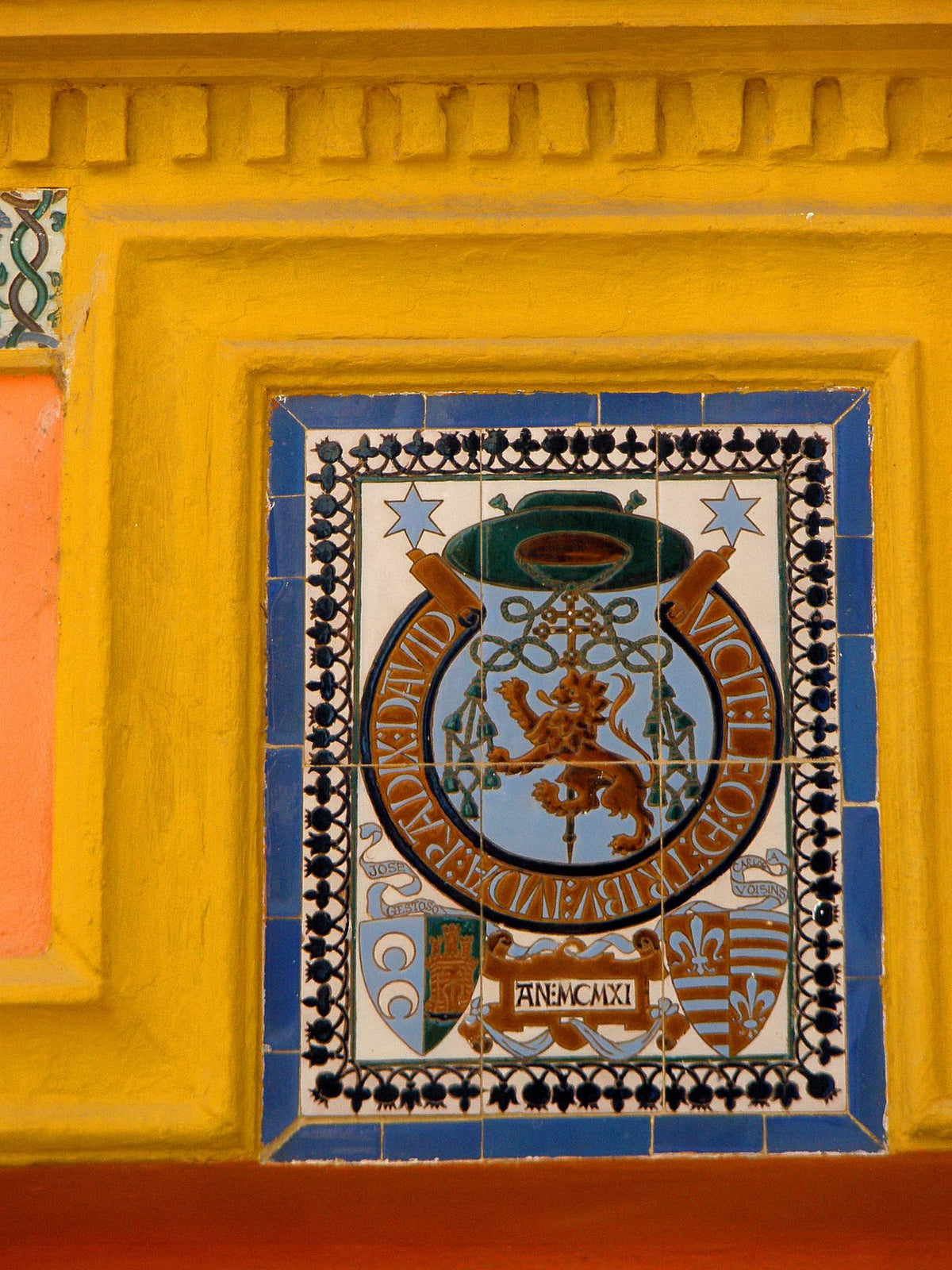 Historisches Azulejo-Dekor in Sevilla.