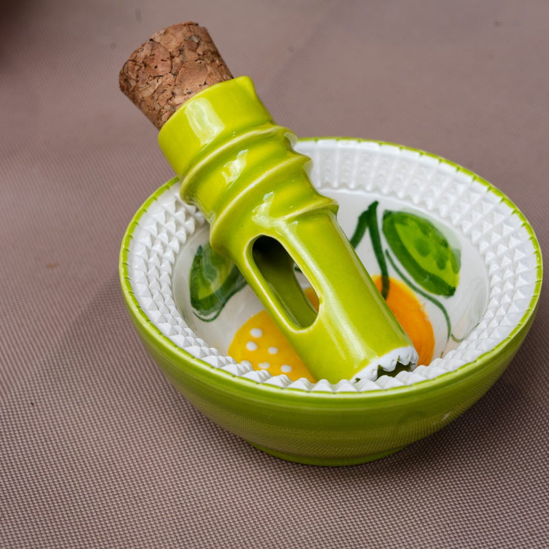 Handgefertigte PICCOLINOOS Keramikschale mit Reibefläche